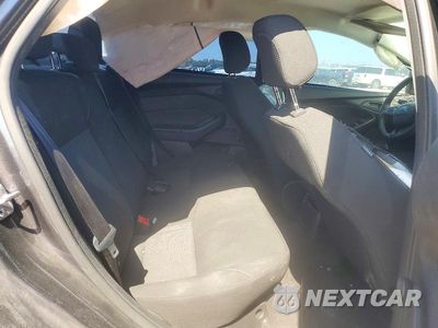 Zdjęcie 10 z 13 samochodu: 2018 FORD FOCUS S VIN:1FADP3E28JL216435 - miniatura