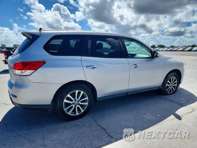 Trzecie zdjęcie samochodu z tyłu: 2013 NISSAN PATHFINDER S VIN:5N1AR2MN8DC683139 - miniatura