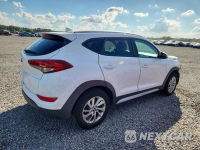 Trzecie zdjęcie samochodu z tyłu: 2018 HYUNDAI TUCSON SEL VIN:KM8J33A4XJU655495 - miniatura