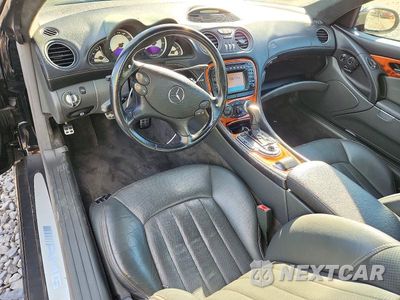 Zdjęcie 8 z 13 samochodu: 2003 MERCEDES-BENZ SL 55 AMG VIN:WDBSK74F93F045156 - miniatura