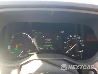 Zdjęcie 9 z 14 samochodu: 2025 TOYOTA SIENNA LE VIN:5TDKRKEC0SS279396 - miniatura
