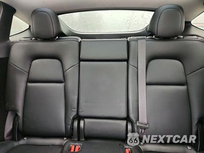 Zdjęcie 10 z 14 samochodu: 2023 TESLA MODEL Y VIN:7SAYGDEE5PF816887 - miniatura