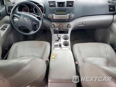 Zdjęcie 8 z 12 samochodu: 2008 TOYOTA HIGHLANDER BASE VIN:JTEES41A182071394 - miniatura