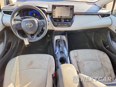 Zdjęcie 8 z 12 samochodu: 2022 TOYOTA COROLLA LE VIN:JTDEAMDE9NJ057010 - miniatura