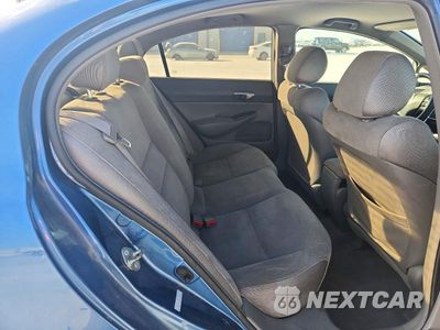 Zdjęcie 10 z 13 samochodu: 2006 HONDA CIVIC LX VIN:1HGFA16576L130219 - miniatura