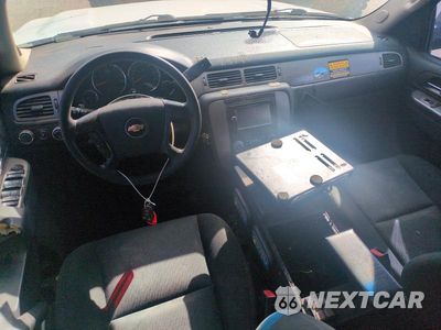 Zdjęcie 8 z 13 samochodu: 2012 CHEVROLET SUBURBAN K2500 VIN:1GNWK5EG0CR246481 - miniatura