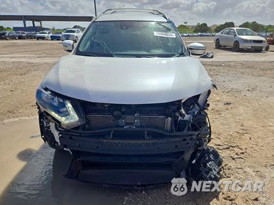 Piąte zdjęcie samochodu w środku: 2019 NISSAN ROGUE SV VIN:KNMAT2MV7KP550061 - miniatura