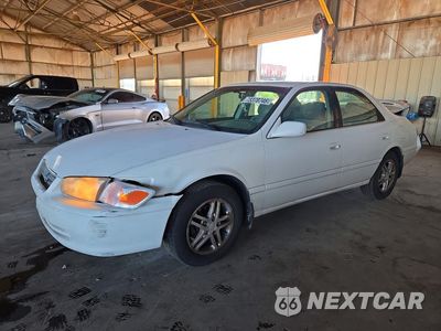 2001 TOYOTA CAMRY LE JT2BG22KX10557247 - główne zdjęcie licytacji z USA - miniatura