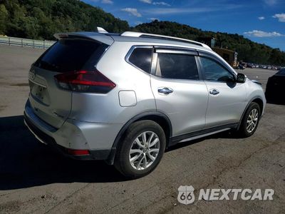 Trzecie zdjęcie samochodu z tyłu: 2018 NISSAN ROGUE SV VIN:KNMAT2MV2JP615526 - miniatura
