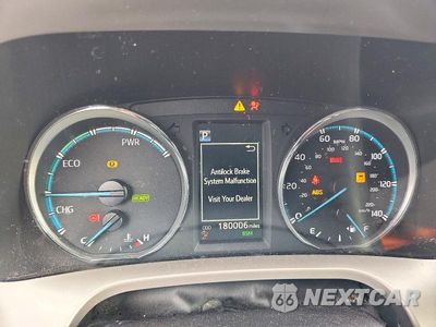 Zdjęcie 9 z 13 samochodu: 2016 TOYOTA RAV4 HV XLE VIN:JTMRJREV9GD032686 - miniatura