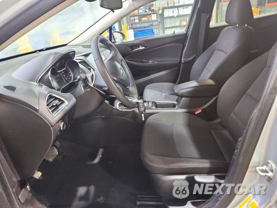 Zdjęcie 7 z 12 samochodu: 2018 CHEVROLET CRUZE LT VIN:1G1BE5SM5J7195750 - miniatura