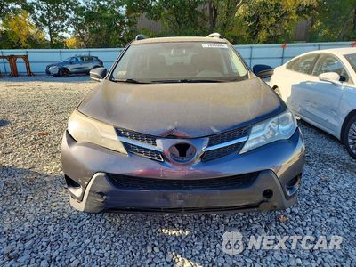 Piąte zdjęcie samochodu w środku: 2015 TOYOTA RAV4 LE VIN:JTMBFREV0FJ050254 - miniatura