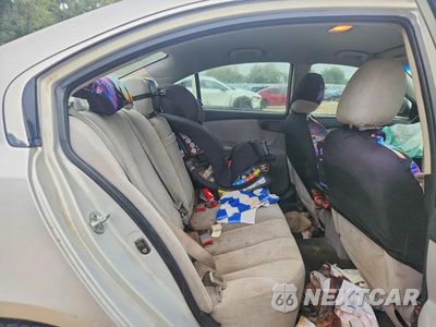 Zdjęcie 10 z 12 samochodu: 2009 KIA OPTIMA LX VIN:KNAGE228195349504 - miniatura