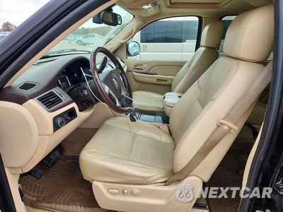 Zdjęcie 7 z 13 samochodu: 2007 CADILLAC ESCALADE ESV VIN:1GYFK66857R266649 - miniatura