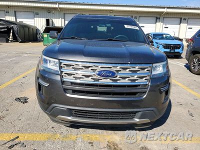 Piąte zdjęcie samochodu w środku: 2018 FORD EXPLORER XLT VIN:1FM5K8D83JGB29028 - miniatura