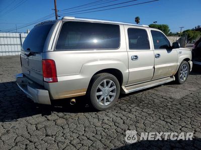 Trzecie zdjęcie samochodu z tyłu: 2005 CADILLAC ESCALADE ESV VIN:3GYFK66N15G219394 - miniatura