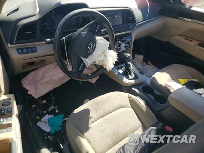 Zdjęcie 8 z 12 samochodu: 2019 HYUNDAI ELANTRA SEL VIN:5NPD84LF7KH428252 - miniatura