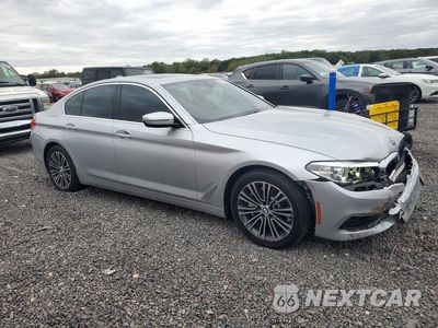 Czwarte zdjęcie samochodu z boku: 2019 BMW 530 XI VIN:WBAJA7C56KWW08586 - miniatura