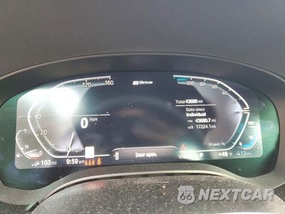 Zdjęcie 9 z 12 samochodu: 2023 BMW 530XE VIN:WBA33AG02PCM65921 - miniatura