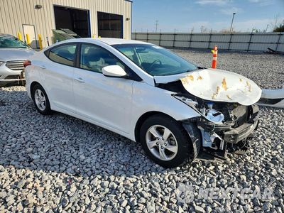 Czwarte zdjęcie samochodu z boku: 2015 HYUNDAI ELANTRA SE VIN:5NPDH4AE2FH640900 - miniatura