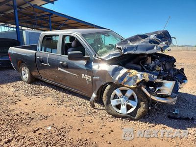 Czwarte zdjęcie samochodu z boku: 2020 RAM 1500 CLASSIC SLT VIN:1C6RR7TT5LS106147 - miniatura