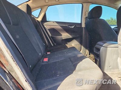 Zdjęcie 10 z 12 samochodu: 2016 NISSAN SENTRA S VIN:3N1AB7AP0GY252210 - miniatura