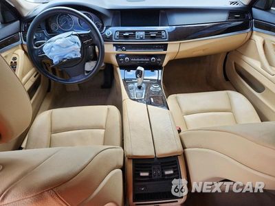 Zdjęcie 8 z 12 samochodu: 2013 BMW 528 XI VIN:WBAXH5C51DD112264 - miniatura