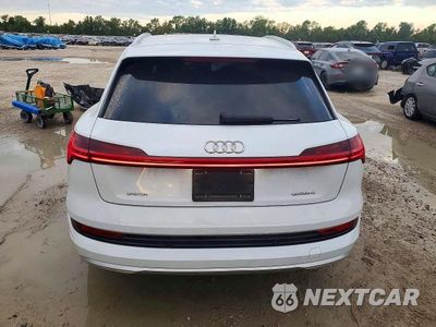 Zdjęcie 6 z 14 samochodu: 2021 AUDI E-TRON PREMIUM VIN:WA1AAAGE4MB002833 - miniatura