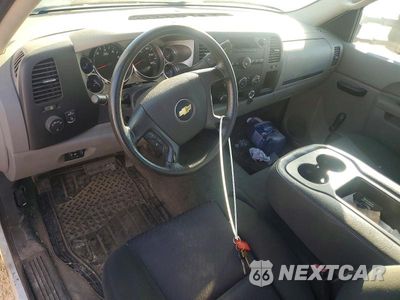 Zdjęcie 8 z 13 samochodu: 2012 CHEVROLET SILVERADO C3500 VIN:1GB3CZCG9CF121410 - miniatura