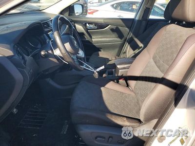 Zdjęcie 7 z 12 samochodu: 2017 NISSAN ROGUE SPORT SV VIN:JN1BJ1CP8HW031612 - miniatura