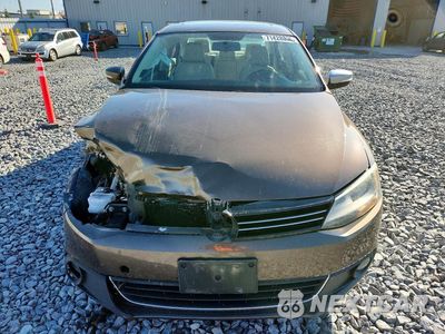 Piąte zdjęcie samochodu w środku: 2013 VOLKSWAGEN JETTA TDI VIN:3VWLL7AJ0DM244316 - miniatura