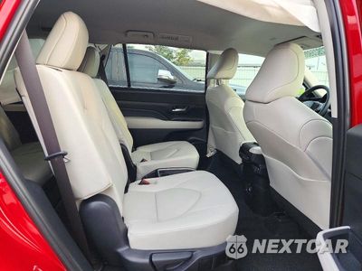 Zdjęcie 11 z 14 samochodu: 2026 TOYOTA GRAND HIGHLANDER HYBRID XLE VIN:5TDACAB52TS126498 - miniatura