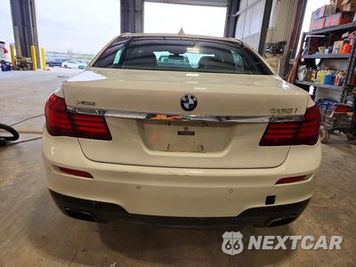 Zdjęcie 6 z 12 samochodu: 2013 BMW 750 XI VIN:WBAYB6C55DD223721 - miniatura
