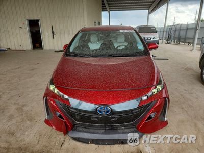 Piąte zdjęcie samochodu w środku: 2017 TOYOTA PRIUS PRIME PREMIUM VIN:JTDKARFP3H3011373 - miniatura
