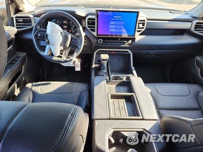 Zdjęcie 8 z 12 samochodu: 2022 TOYOTA TUNDRA SR5 VIN:5TFLA5DA0NX014764 - miniatura