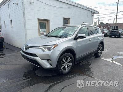Drugie zdjęcie samochodu z przodu: 2017 TOYOTA RAV4 XLE VIN:2T3RFREVXHW580170 - miniatura