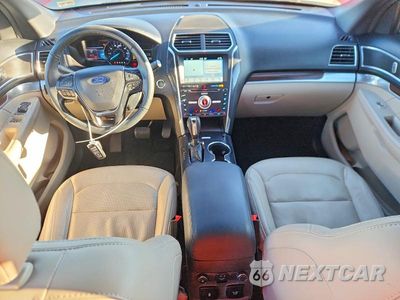 Zdjęcie 8 z 13 samochodu: 2018 FORD EXPLORER LIMITED VIN:1FM5K8F86JGB15279 - miniatura
