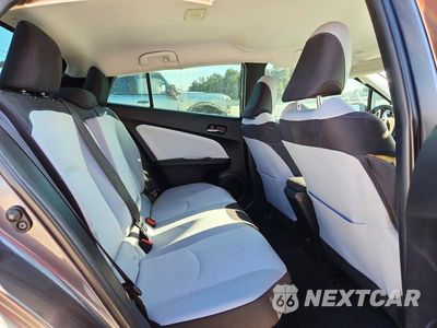 Zdjęcie 10 z 12 samochodu: 2016 TOYOTA PRIUS THREE VIN:JTDKARFUXG3001136 - miniatura
