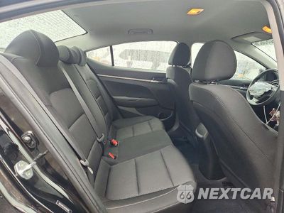 Zdjęcie 10 z 12 samochodu: 2018 HYUNDAI ELANTRA SE VIN:5NPD74LF4JH383014 - miniatura