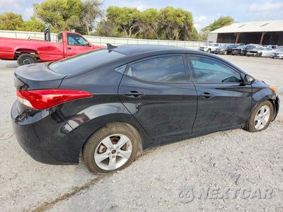 Trzecie zdjęcie samochodu z tyłu: 2013 HYUNDAI ELANTRA GLS VIN:5NPDH4AE2DH242776 - miniatura
