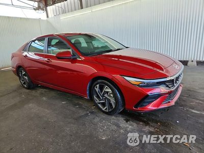 Czwarte zdjęcie samochodu z boku: 2025 HYUNDAI ELANTRA SEL VIN:KMHLS4DG1SU978276 - miniatura
