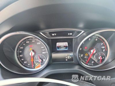 Zdjęcie 9 z 13 samochodu: 2018 MERCEDES-BENZ CLA 250 VIN:WDDSJ4EB5JN614558 - miniatura