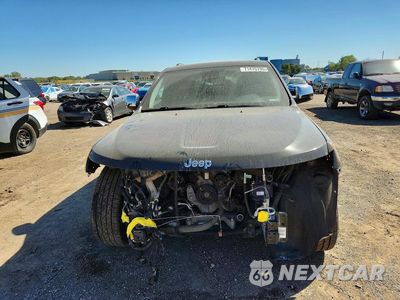 Piąte zdjęcie samochodu w środku: 2019 JEEP GRAND CHEROKEE SUMMIT VIN:1C4RJFJG4KC646629 - miniatura