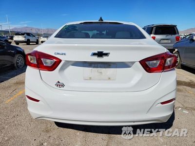 Zdjęcie 6 z 12 samochodu: 2018 CHEVROLET CRUZE LS VIN:1G1BC5SM6J7227417 - miniatura