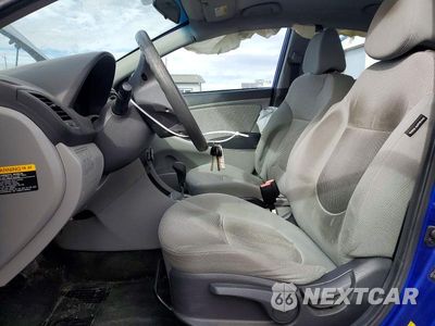 Zdjęcie 7 z 12 samochodu: 2013 HYUNDAI ACCENT GLS VIN:KMHCT4AE4DU446524 - miniatura
