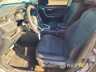 Zdjęcie 7 z 13 samochodu: 2020 TOYOTA RAV4 HYBRID XLE VIN:JTMRWRFV4LD067825 - miniatura