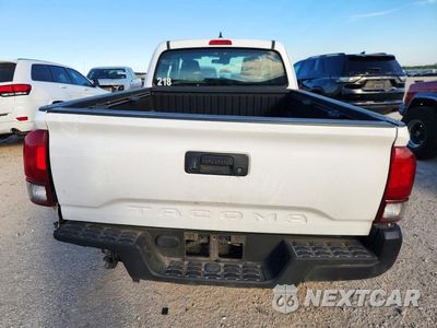 Zdjęcie 6 z 13 samochodu: 2018 TOYOTA TACOMA SR VIN:5TFRX5GN8JX105122 - miniatura