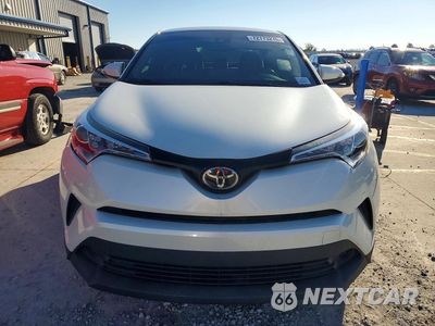 Piąte zdjęcie samochodu w środku: 2019 TOYOTA C-HR XLE VIN:JTNKHMBX6K1036366 - miniatura