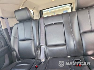 Zdjęcie 10 z 13 samochodu: 2012 GMC YUKON XL C1500 SLT VIN:1GKS1LE0XCR103575 - miniatura