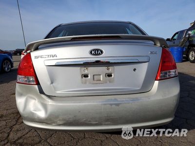Zdjęcie 6 z 12 samochodu: 2009 KIA SPECTRA LX VIN:KNAFE222595640949 - miniatura